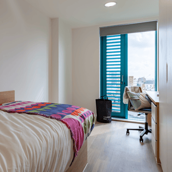 Platinum En Suite - Image 2